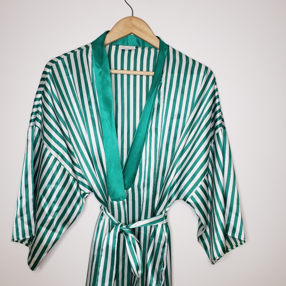 Linda for Eatons Satin Two Piece Sleep Set Nightgown & Housecoat Vintage - Picture 8 of 13